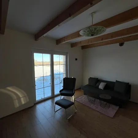 Melzower Waldhaus Montagewohnung Melzow